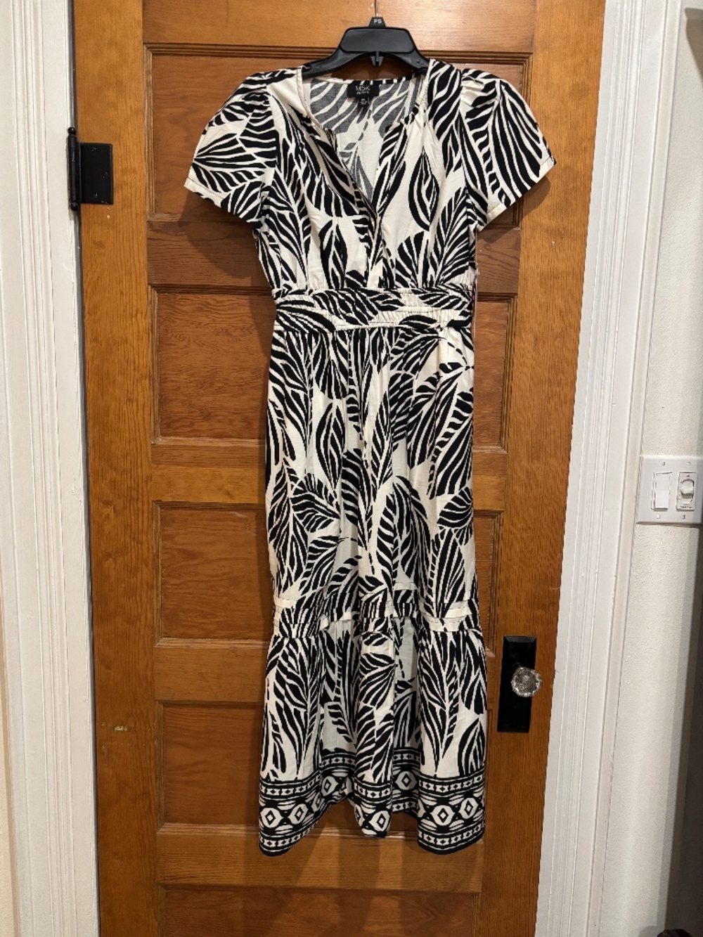 WOMENS MSK BLACK AND WHITE BLOCK PRINTED STYLE DRESS SIZE PS